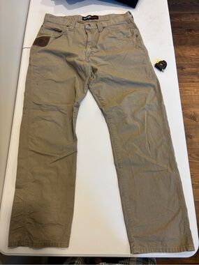 Wrangler Men's Chino Pants - Light Khaki/Tan